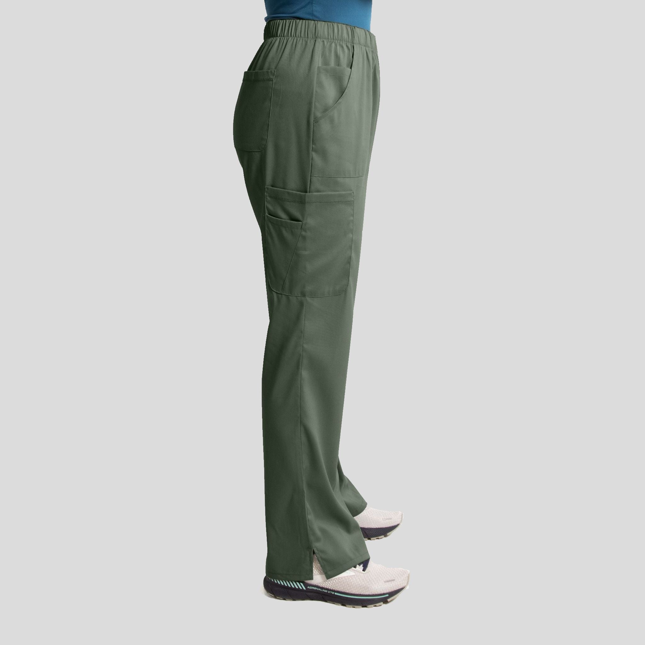 Womenโs Elastic Waist Pant | Olive