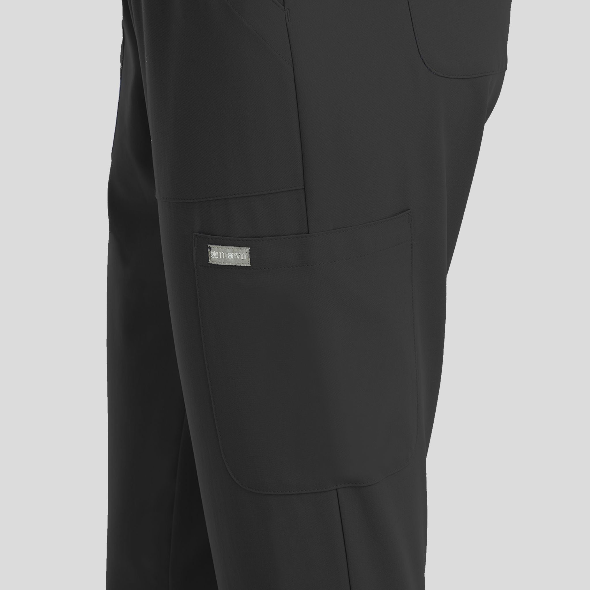 Maevn_Momentum_5091_black_detail