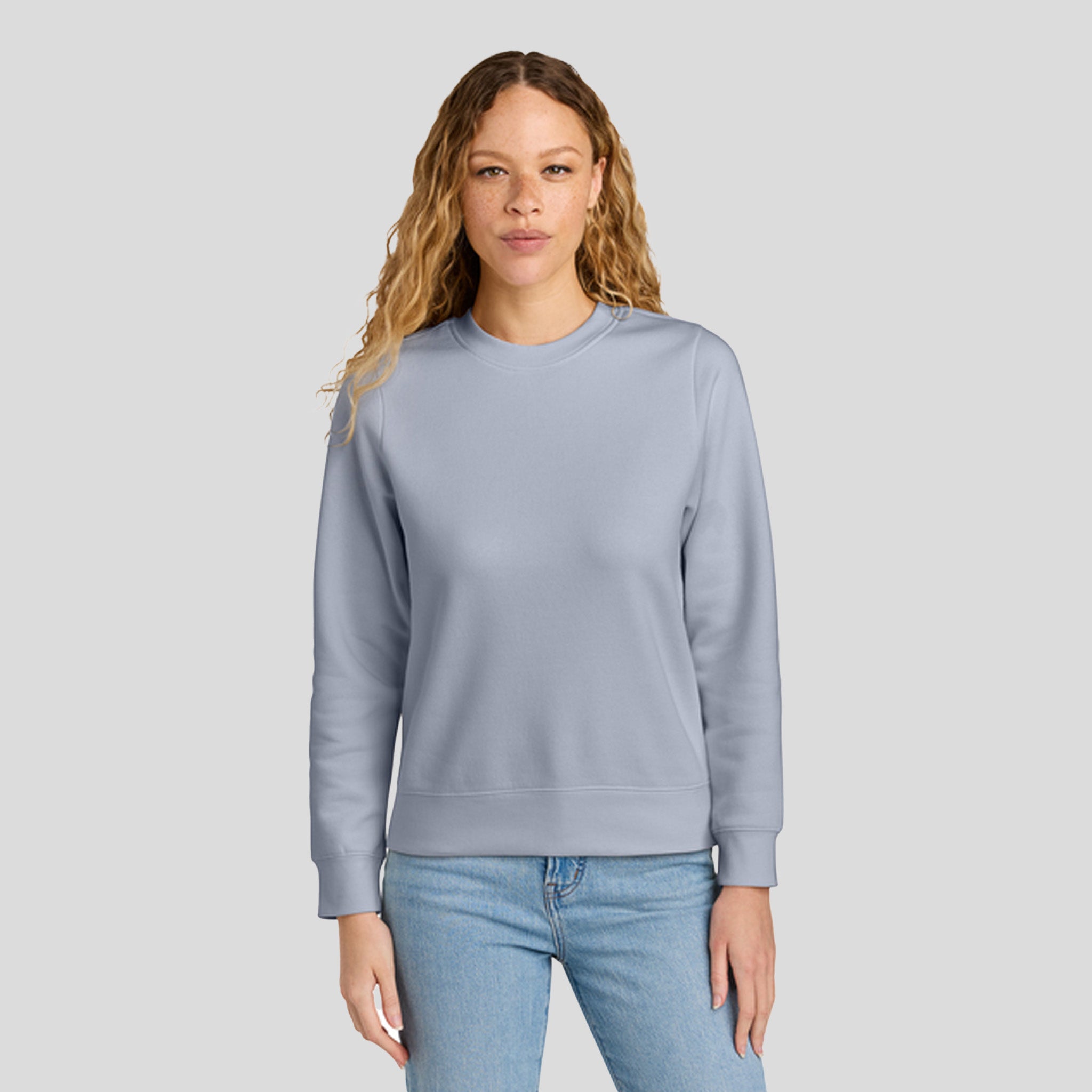 Womenโs V.I.T.โข Fleece Crew | Icelandic Purple