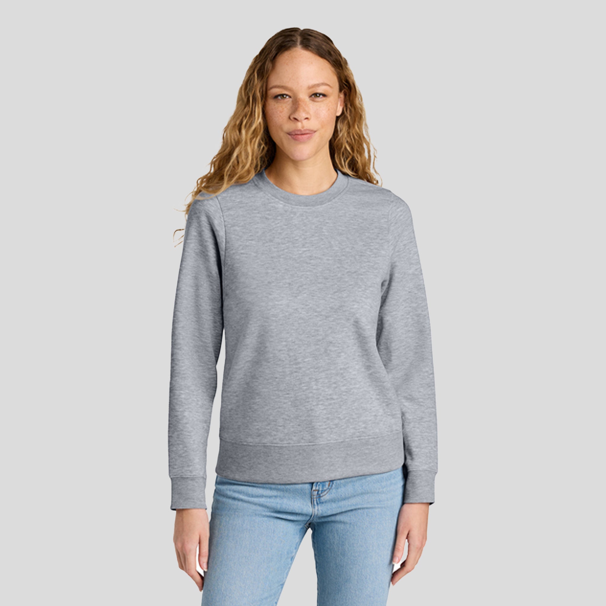 Womenโs V.I.T.โข Fleece Crew | Light Heather Grey