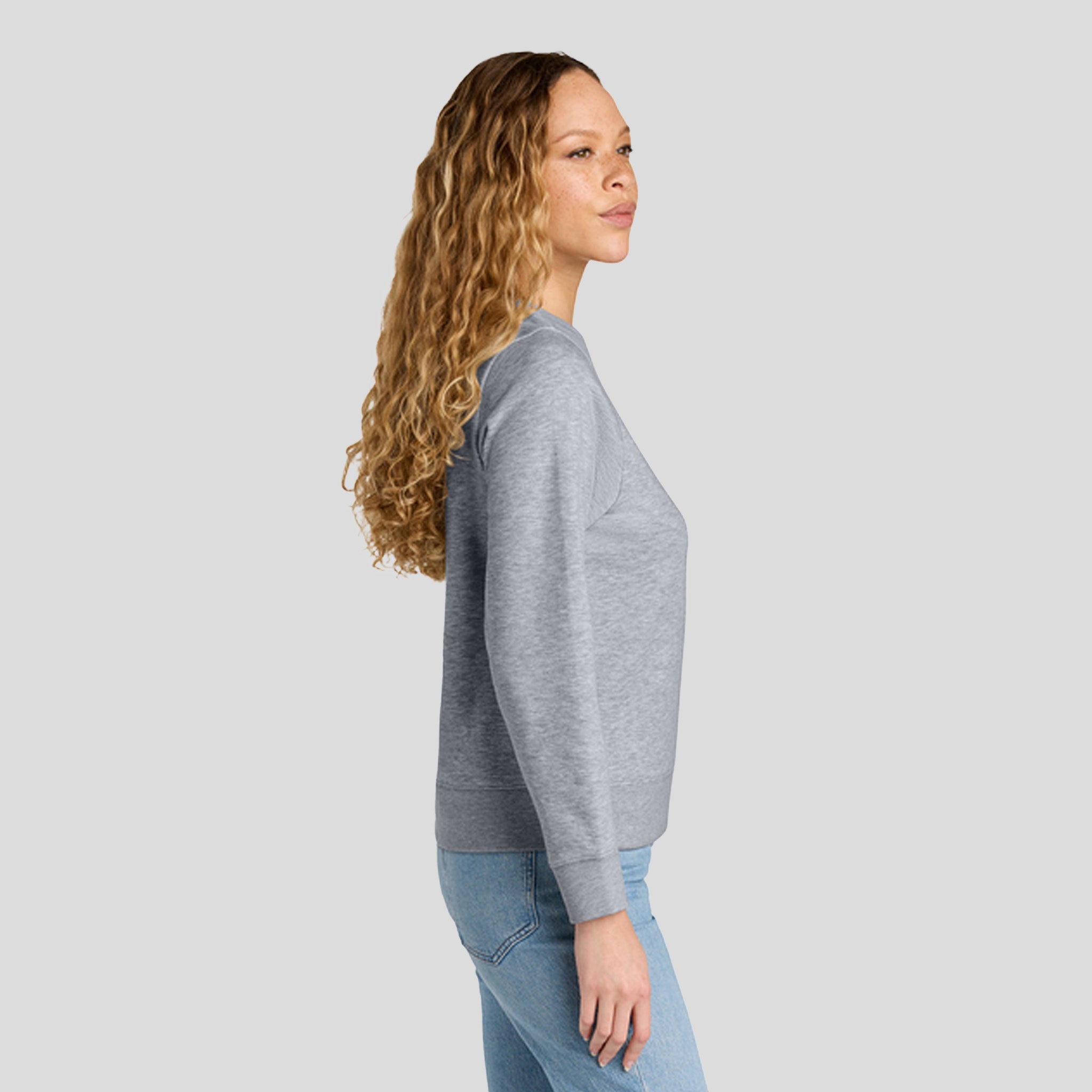 Womenโs V.I.T.โข Fleece Crew | Light Heather Grey