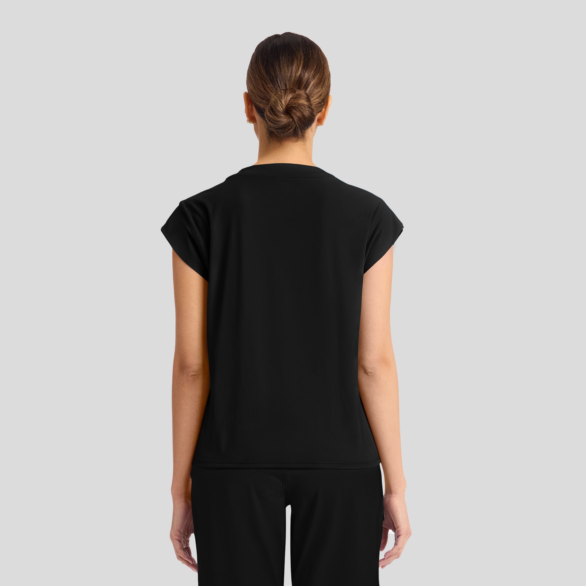 Achieve Crew Neck Scrub Top | Black
